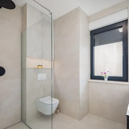 Beachfront Milka With Pool Villa *