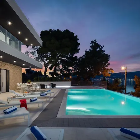 Beachfront Milka With Pool Villa