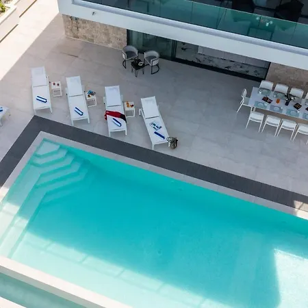Beachfront Milka With Pool Вилла Трогир