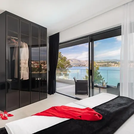 Вилла Beachfront Milka With Pool Трогир
