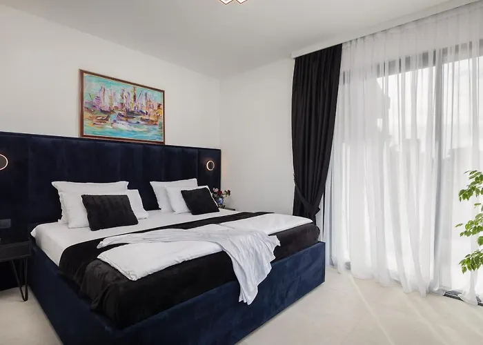 Vila Beachfront Milka With Pool