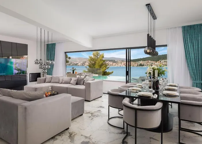 Vila Beachfront Milka With Pool Trogir